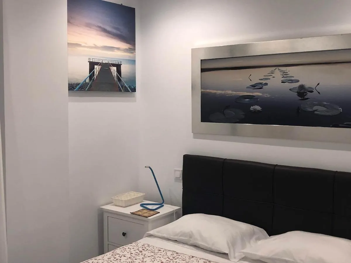 Apartamentos Metropolitano En Madrid - Nuevos Y Acogedores -Aeropuerto Ifema Wanda 0*,