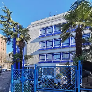 La De El Chaflan Gasthuis
