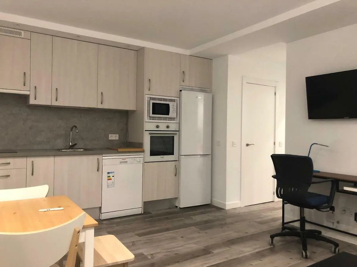 Apartamentos Metropolitano En Madrid - Nuevos Y Acogedores -Aeropuerto Ifema Wanda Apartment